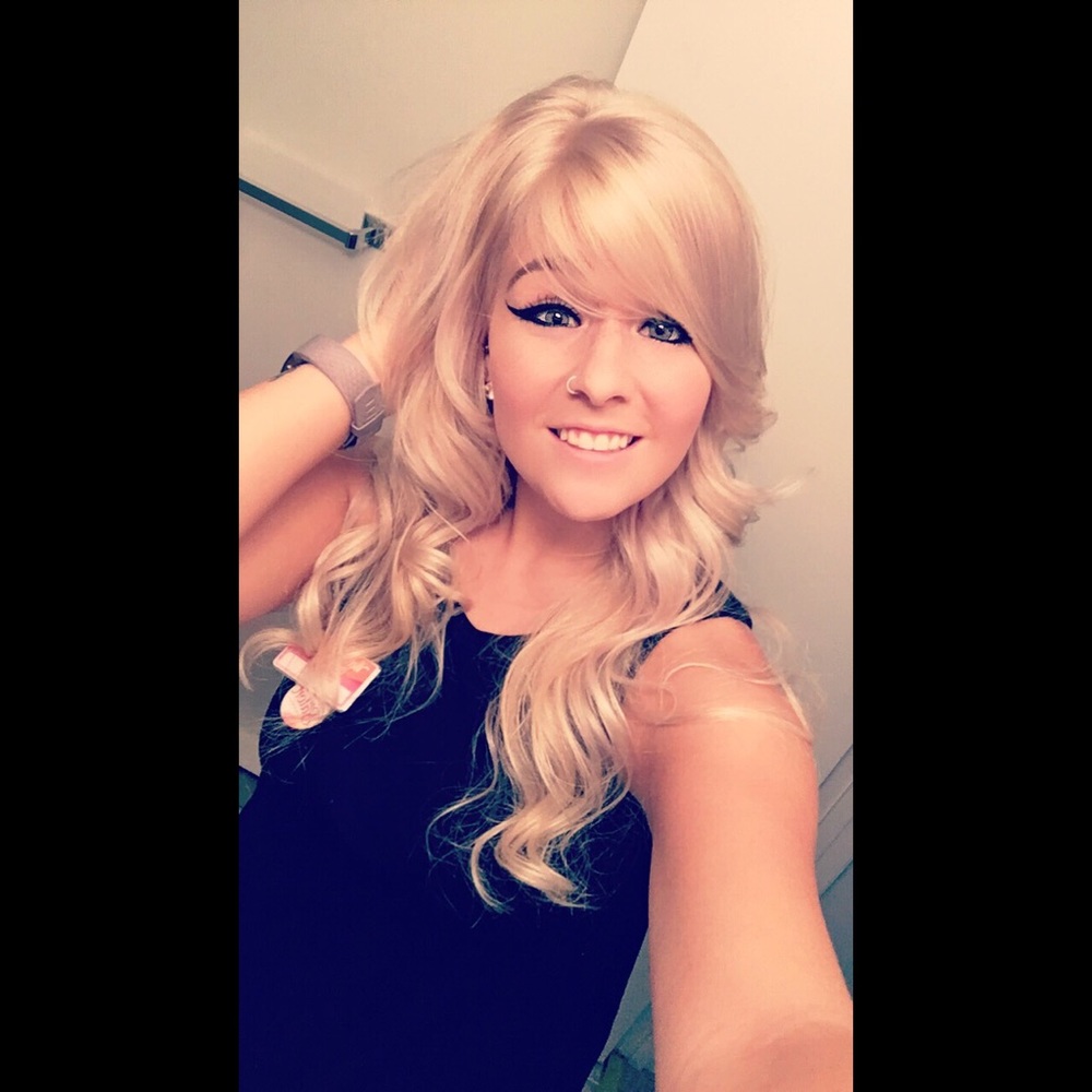 Meet your Posher, Leah